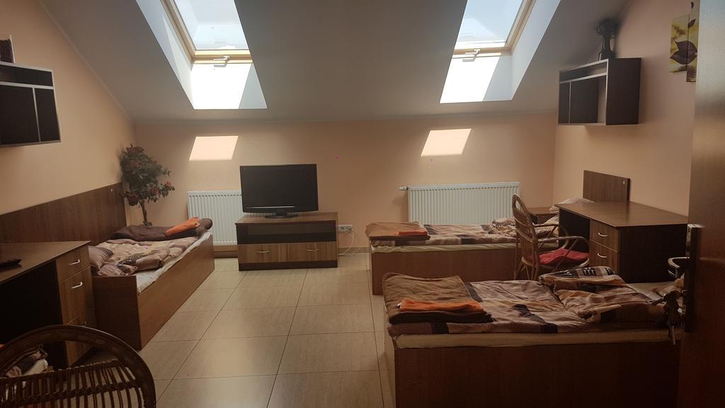 בידגוז'יז' Hostel Rafcar מראה חיצוני תמונה